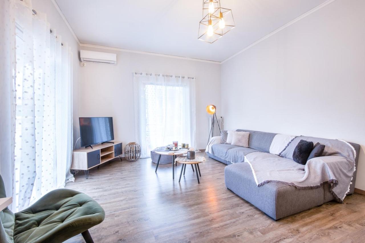 Apartment With Parking Near Medical Center أثينا المظهر الخارجي الصورة